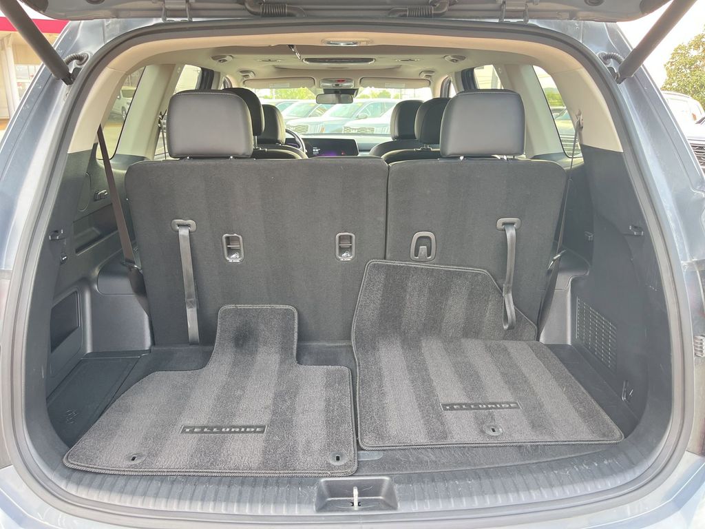 Thumbnail: 2025 Kia Telluride - 28