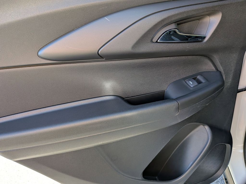 Thumbnail: 2025 Chevrolet TrailBlazer - 24