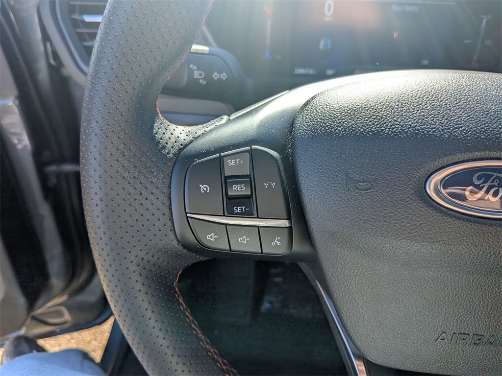 Thumbnail: 2025 Ford Escape - 21