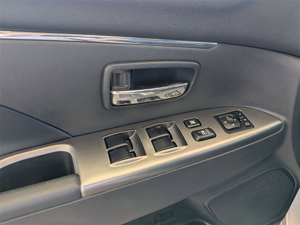 Thumbnail: 2024 Mitsubishi Outlander Sport - 13