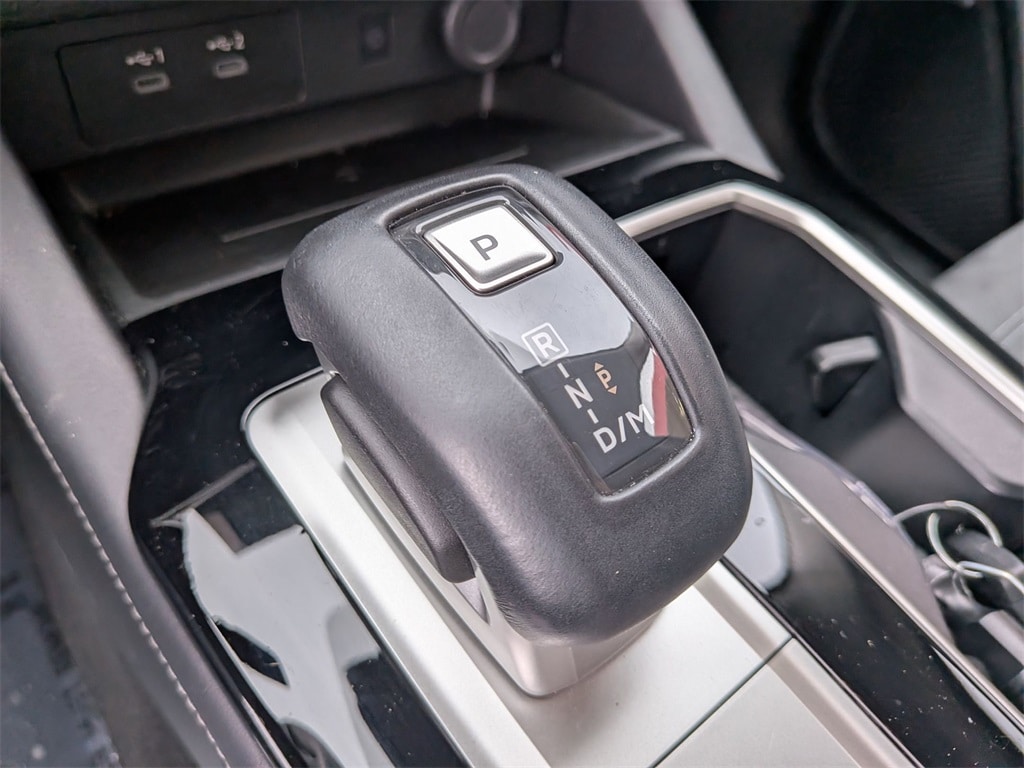 Thumbnail: 2025 Mitsubishi Outlander - 20