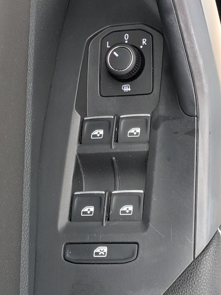 2025 Volkswagen Jetta Sport - Photo 15
