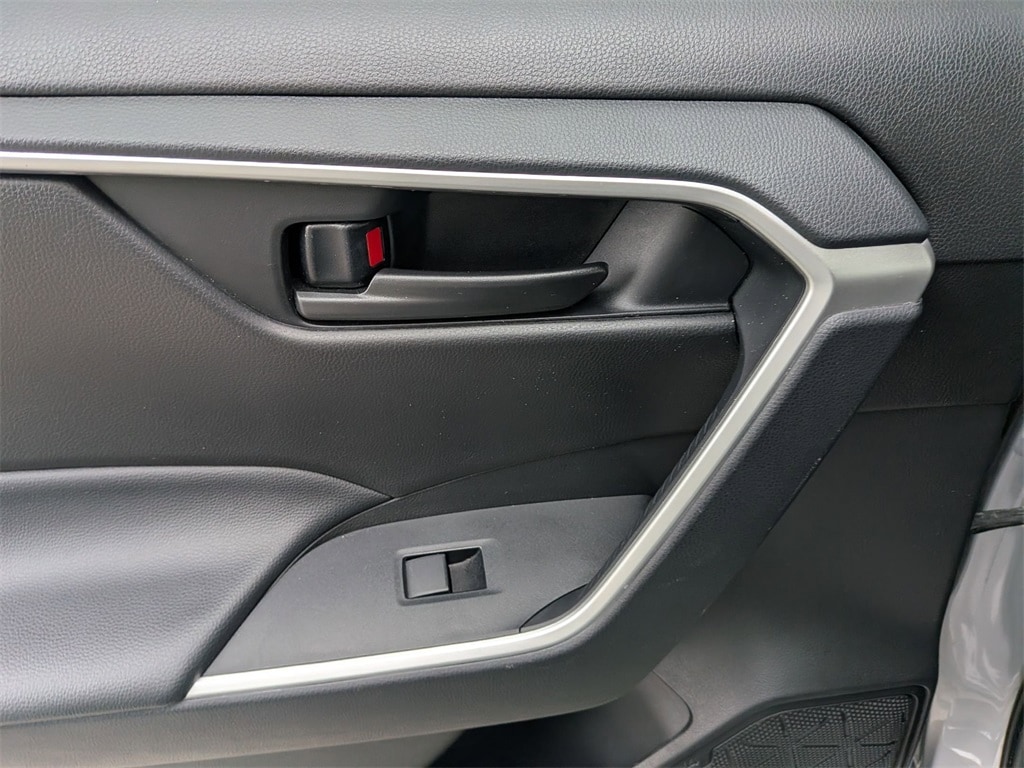 Thumbnail: 2024 Toyota RAV4 - 24