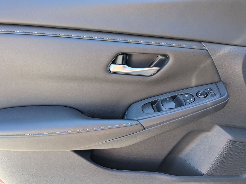 Thumbnail: 2025 Nissan Sentra - 11