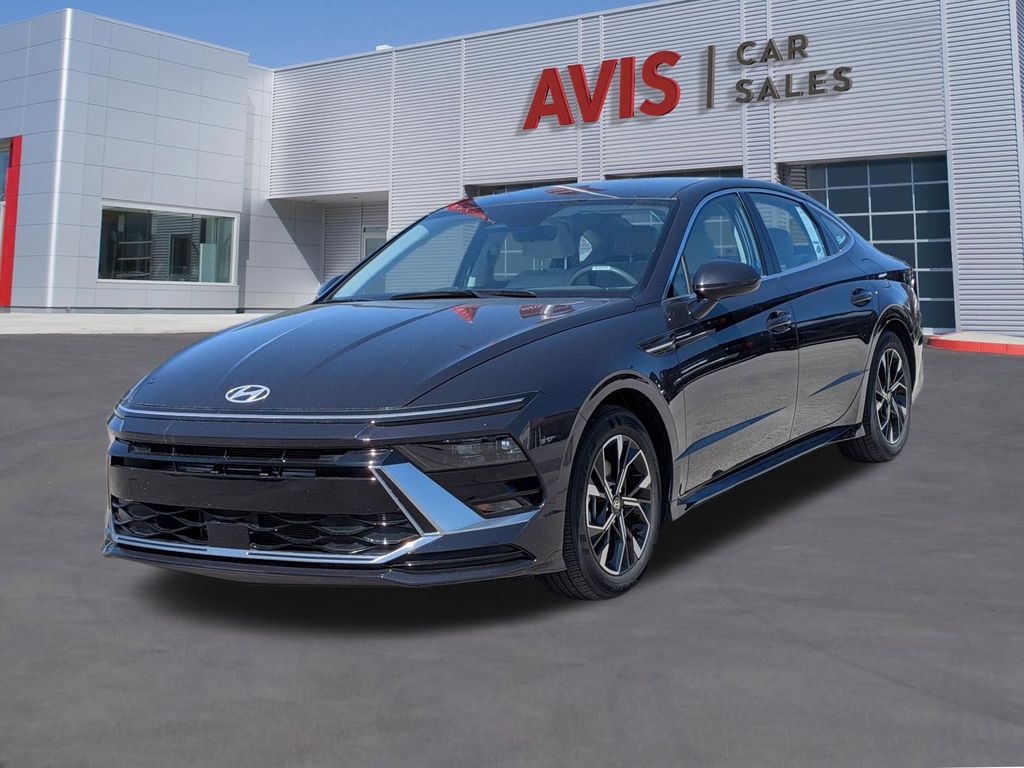 2025 Hyundai Sonata SEL's photo