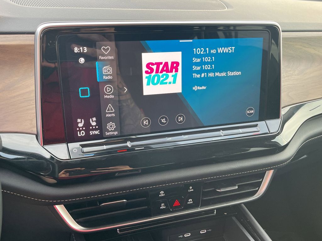 Thumbnail: 2025 Volkswagen Atlas - 18