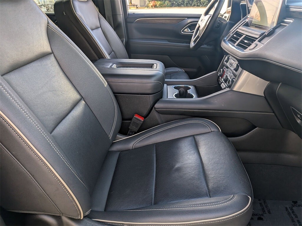 Thumbnail: 2023 Chevrolet Suburban - 32