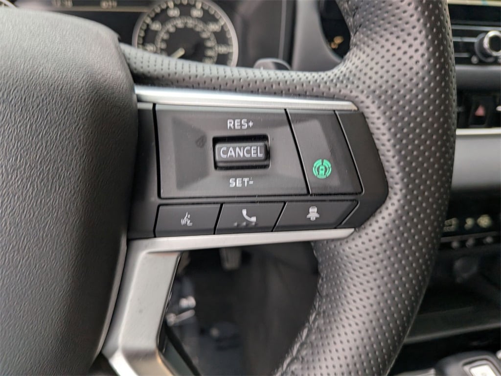 Thumbnail: 2025 Mitsubishi Outlander - 23