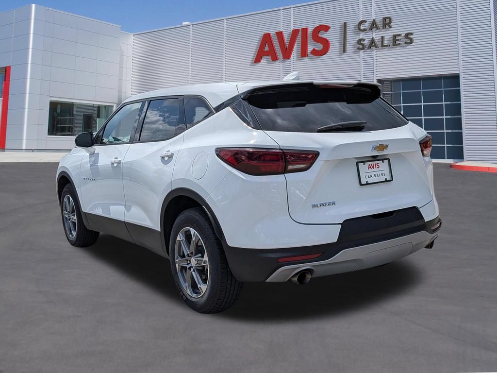 Thumbnail: 2025 Chevrolet Blazer - 9