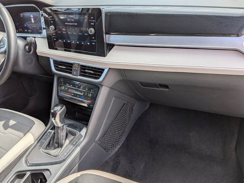 Thumbnail: 2025 Volkswagen Taos - 29