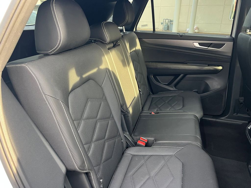 Thumbnail: 2025 Volkswagen Atlas - 29