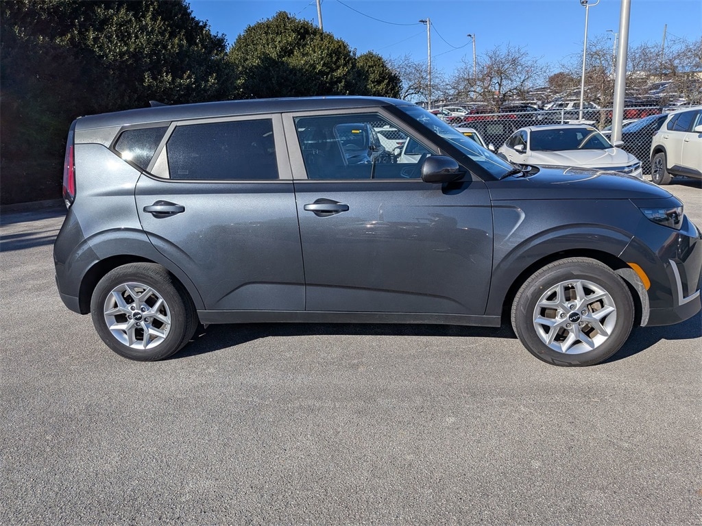 Thumbnail: 2024 Kia Soul - 3