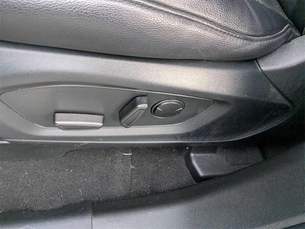 Thumbnail: 2023 Ford Explorer - 14