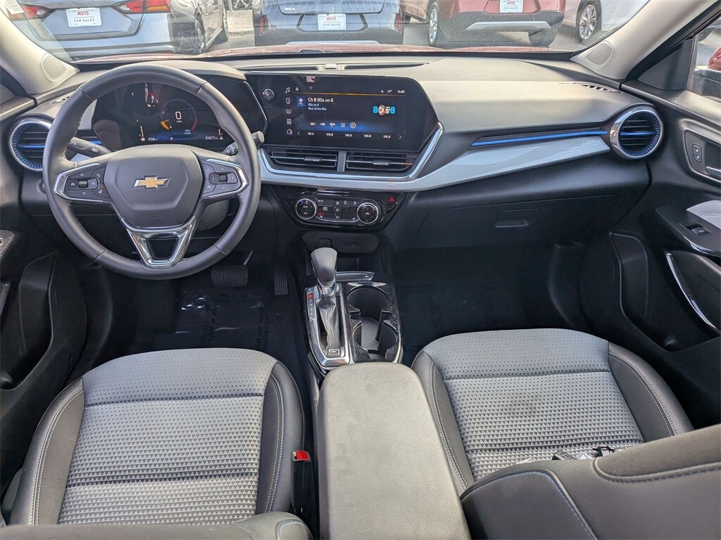 Thumbnail: 2025 Chevrolet Trax - 23