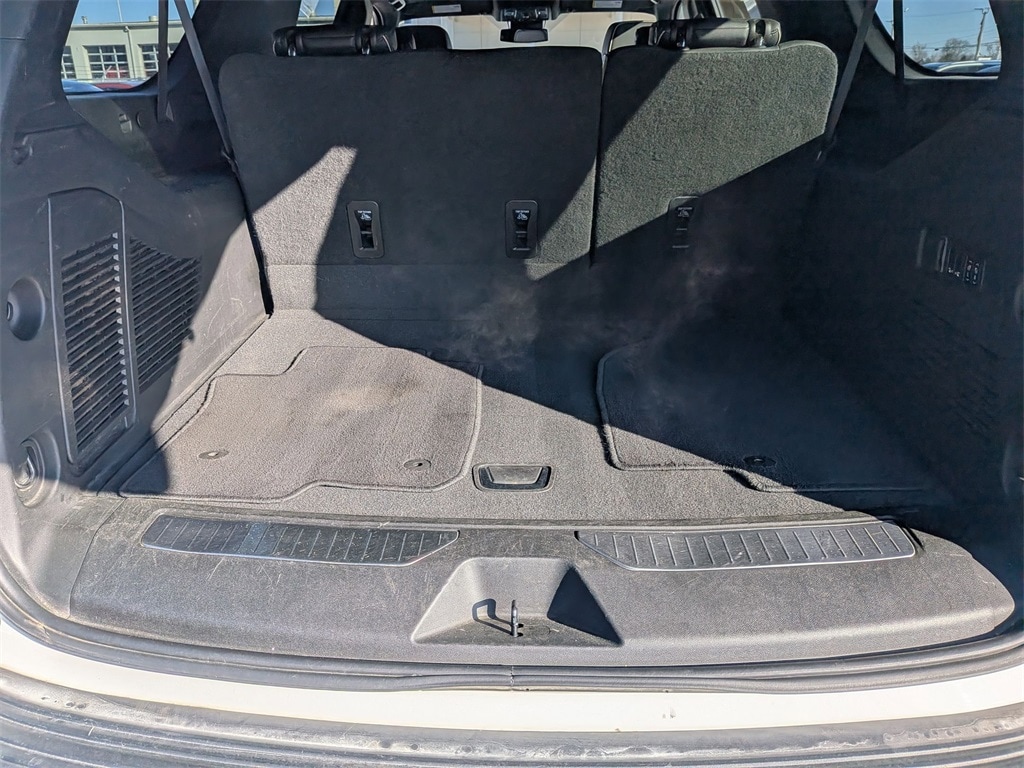 Thumbnail: 2023 Chevrolet Suburban - 29