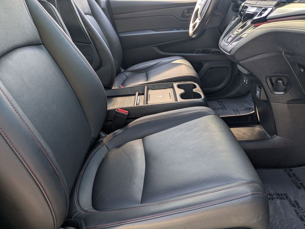 Thumbnail: 2025 Honda Odyssey - 22