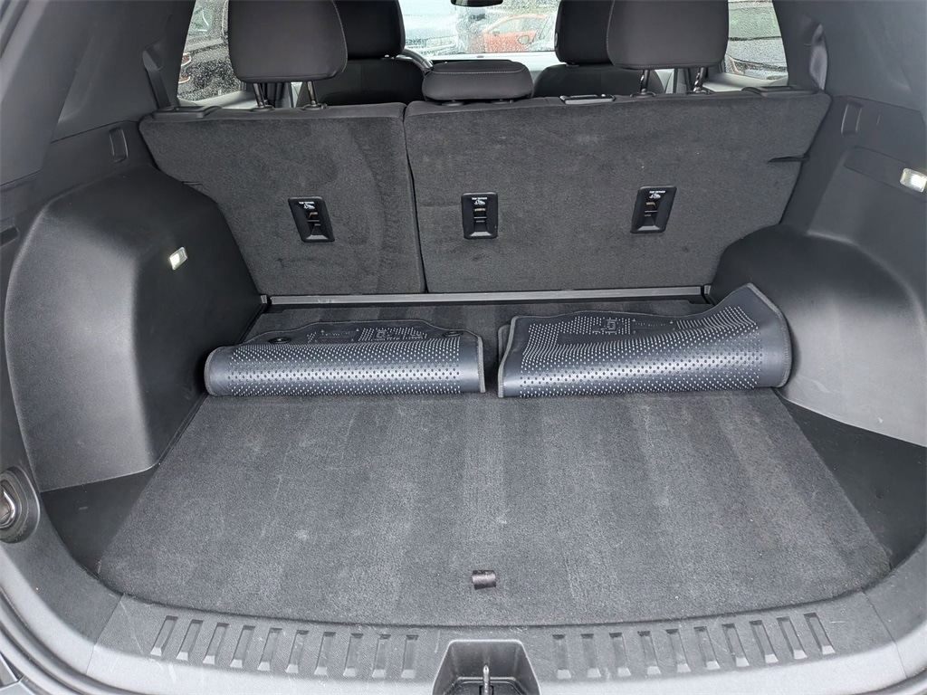 Thumbnail: 2025 Chevrolet Equinox - 25