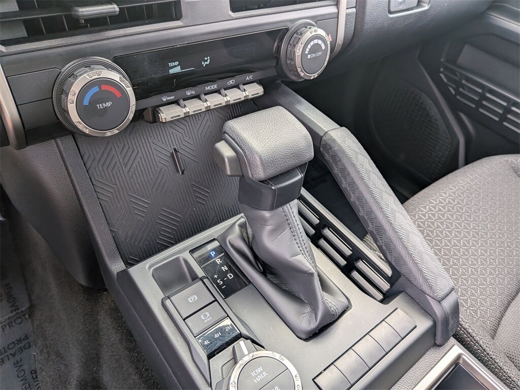 Thumbnail: 2025 Toyota 4Runner - 18