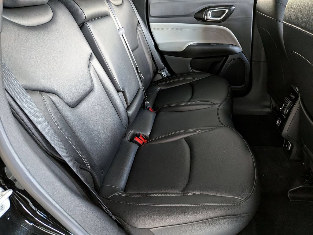2025 Jeep Compass Limited - Photo 29