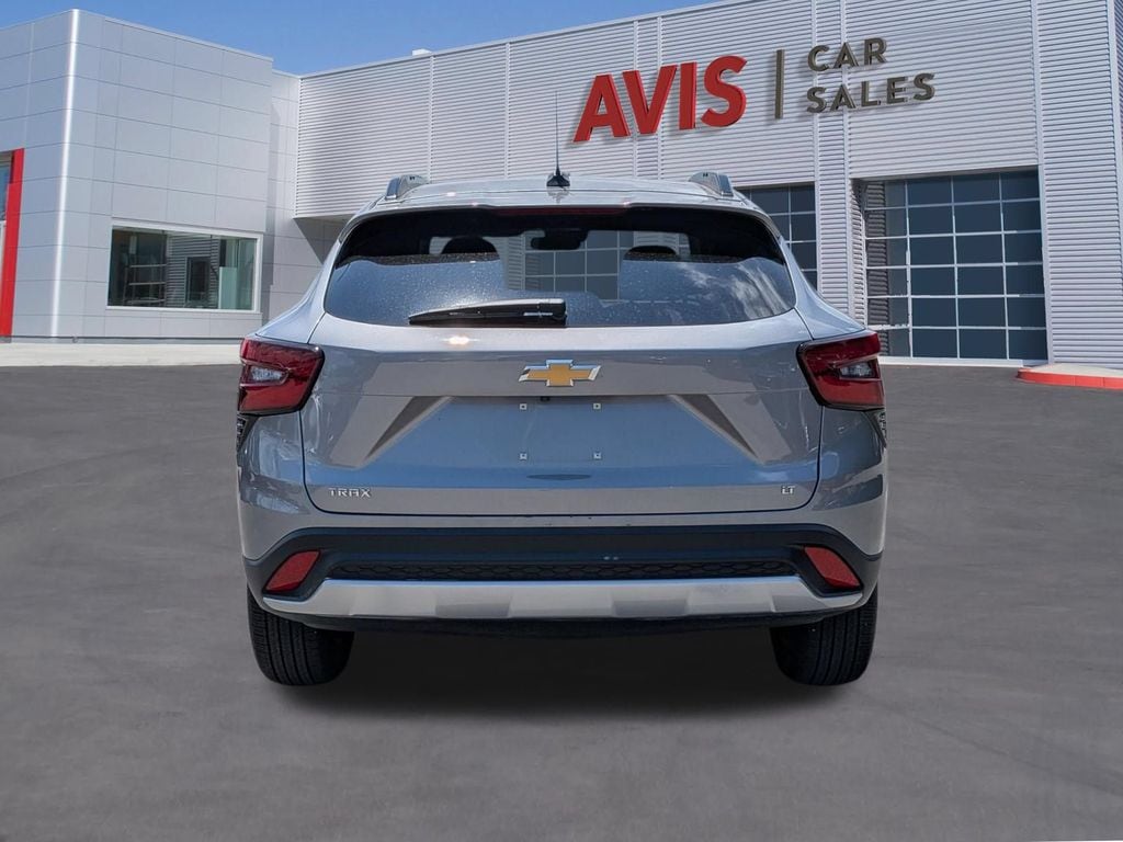 Thumbnail: 2025 Chevrolet Trax - 5