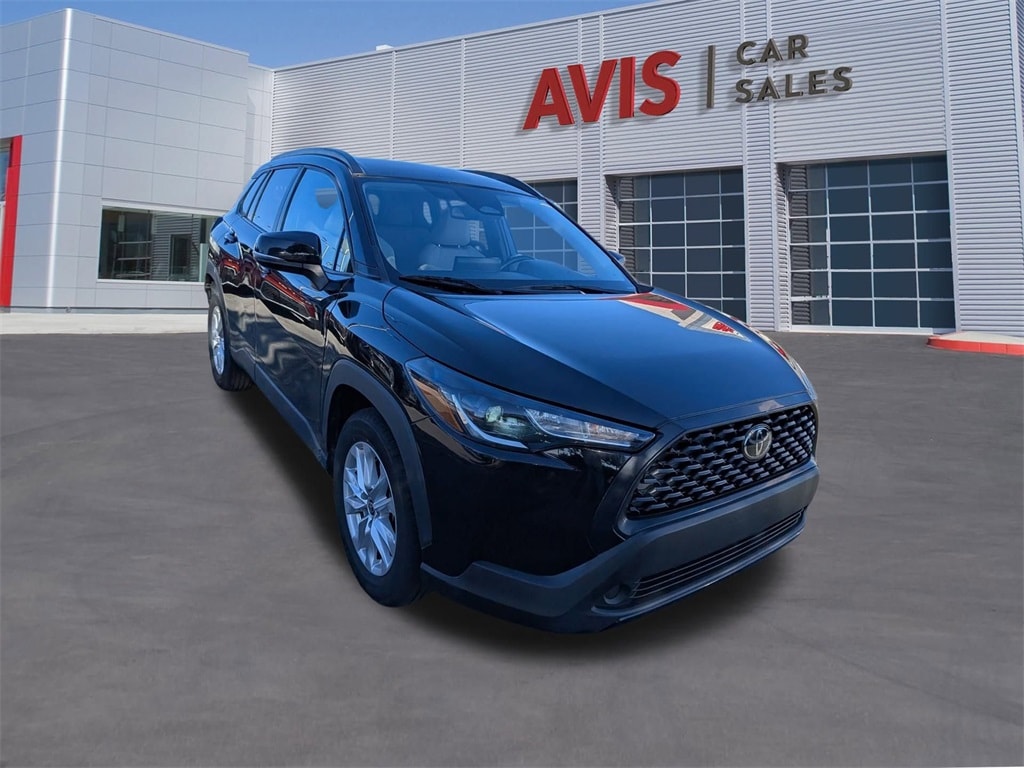 Thumbnail: 2023 Toyota Corolla Cross - 3