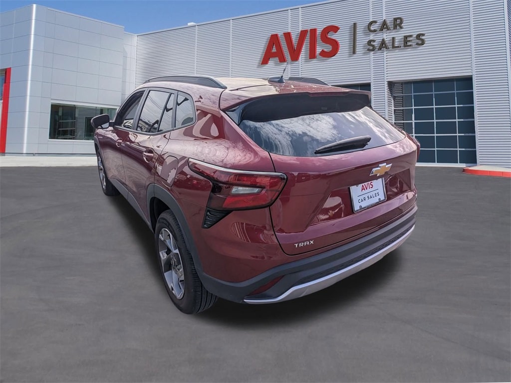 Thumbnail: 2025 Chevrolet Trax - 9