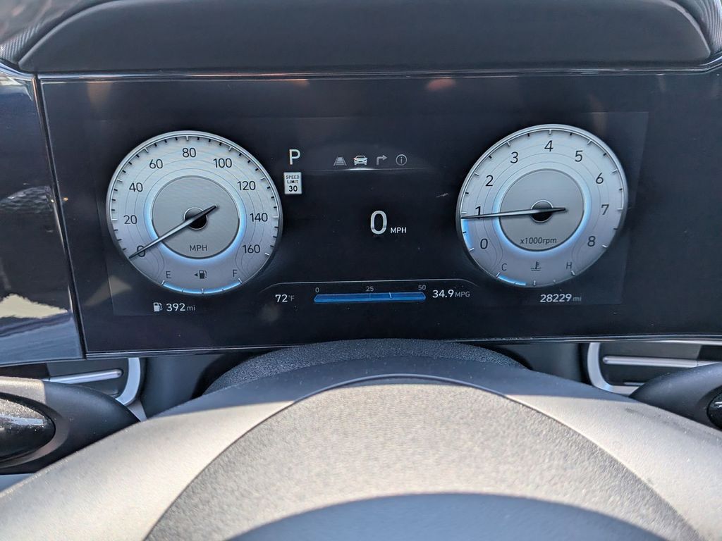 Thumbnail: 2025 Hyundai Elantra - 16