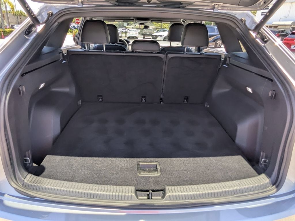 2025 Volkswagen Atlas Cross Sport SE w/Tech - Photo 29