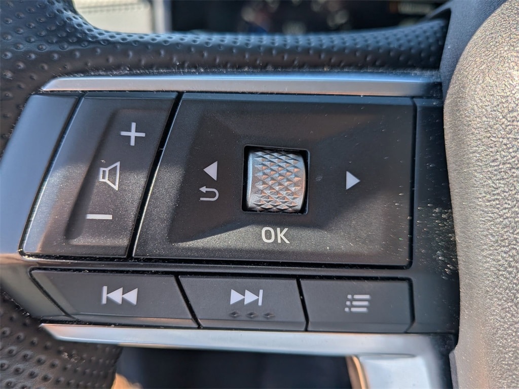 Thumbnail: 2024 Mitsubishi Outlander - 22