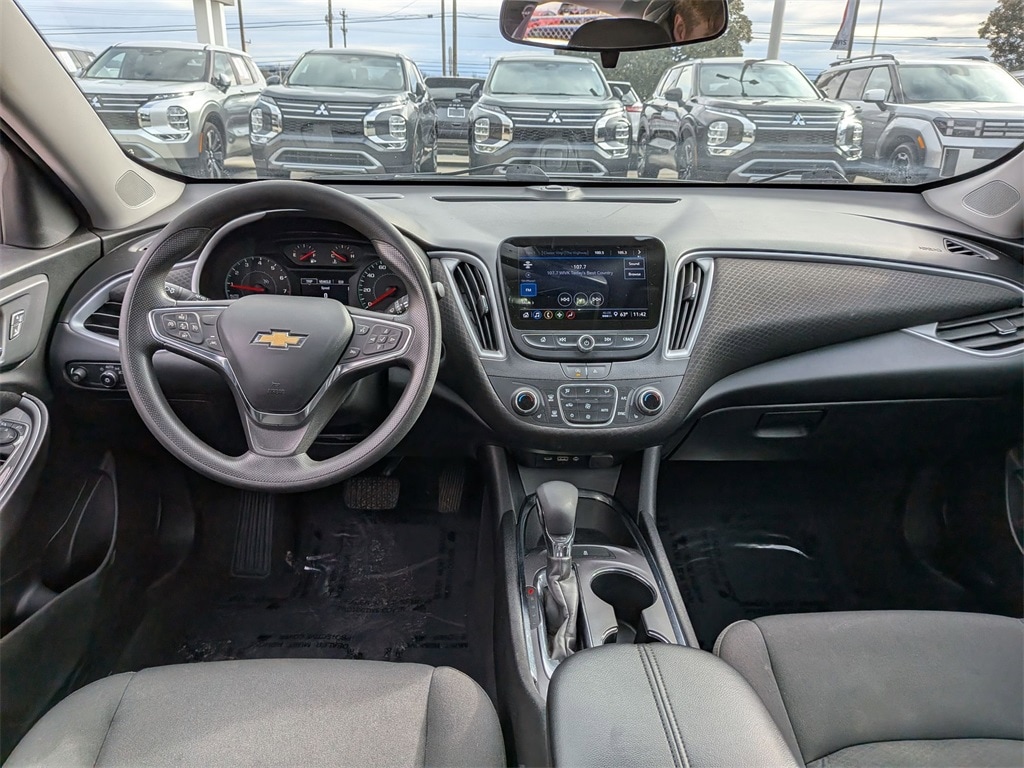 Thumbnail: 2023 Chevrolet Malibu - 19