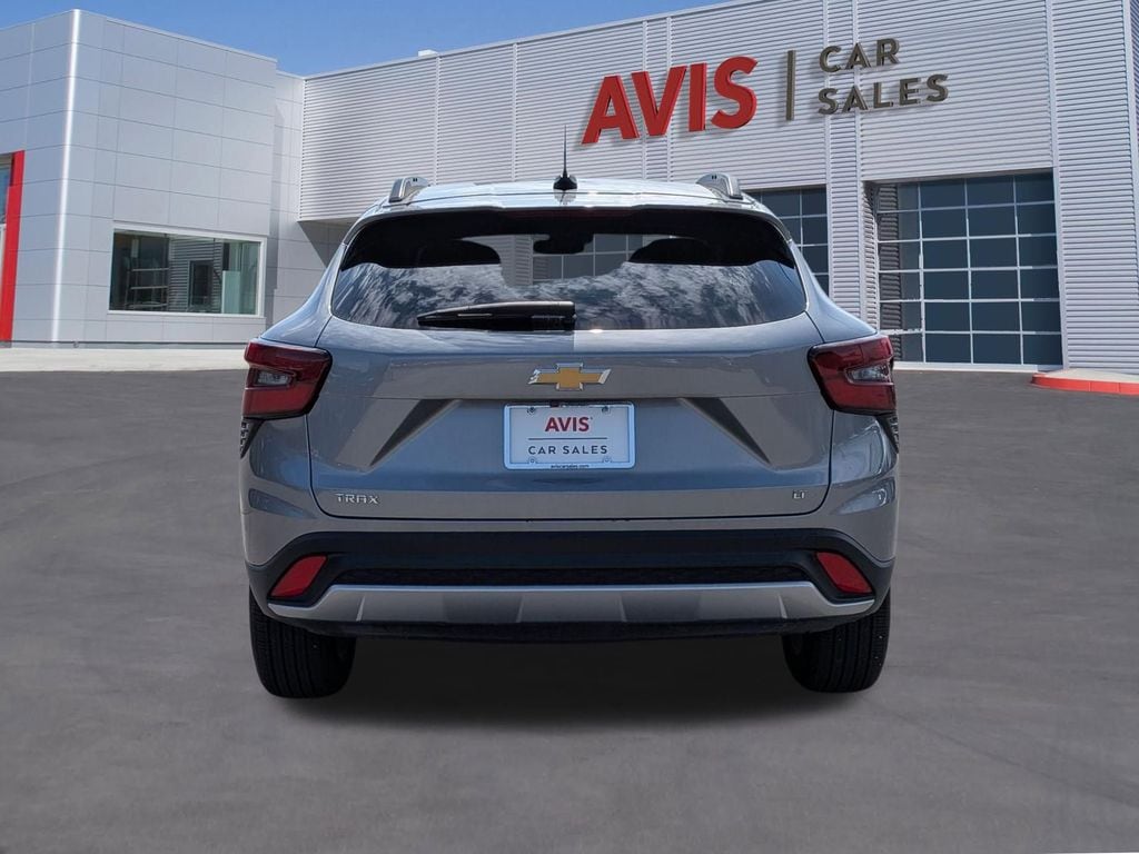 Thumbnail: 2025 Chevrolet Trax - 7