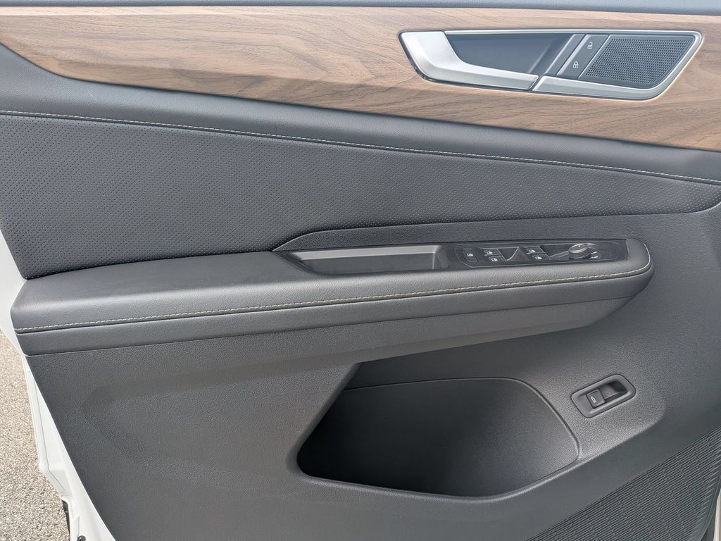 Thumbnail: 2025 Volkswagen Atlas - 11