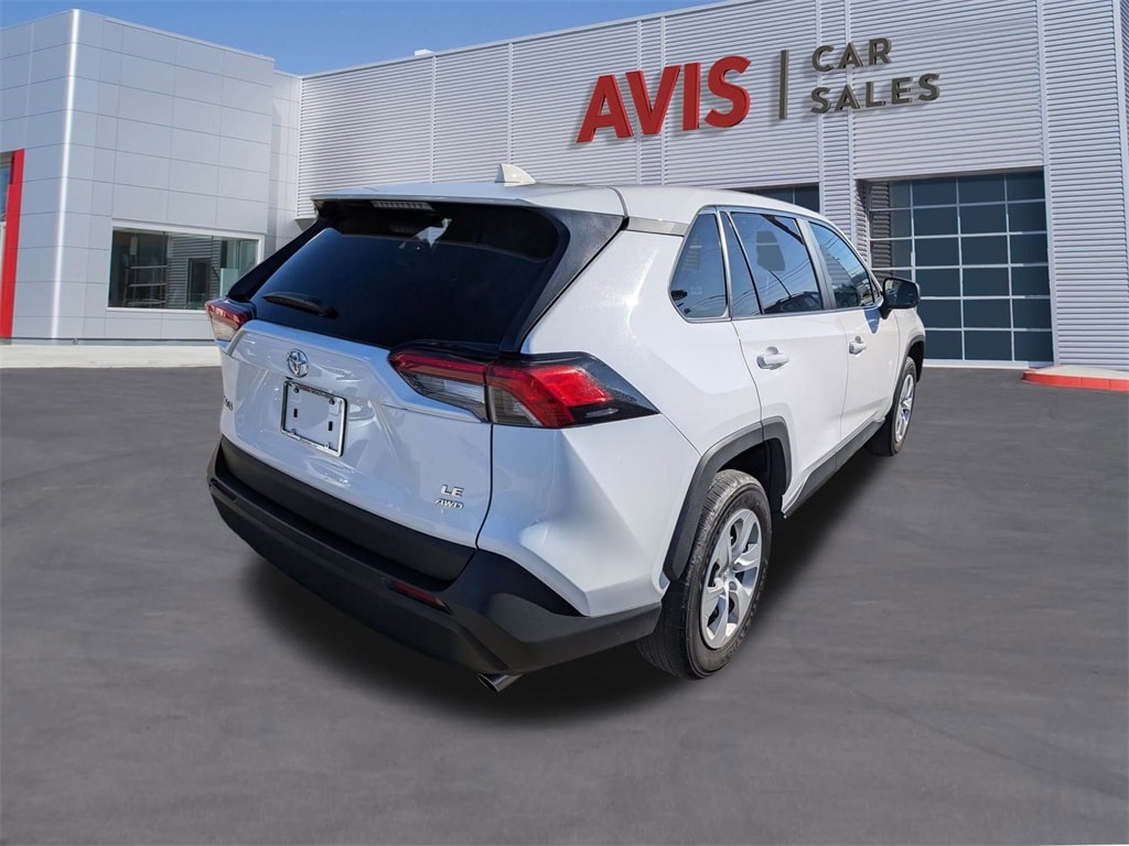 Thumbnail: 2024 Toyota RAV4 - 6