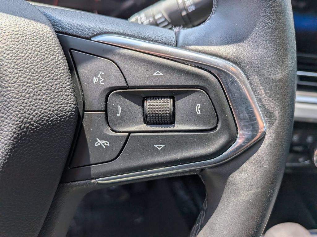 Thumbnail: 2025 Chevrolet Trax - 18