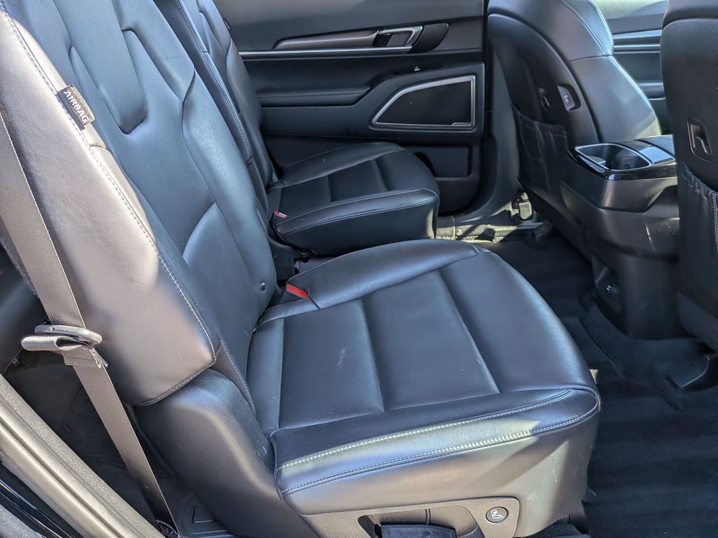 Thumbnail: 2025 Kia Telluride - 32