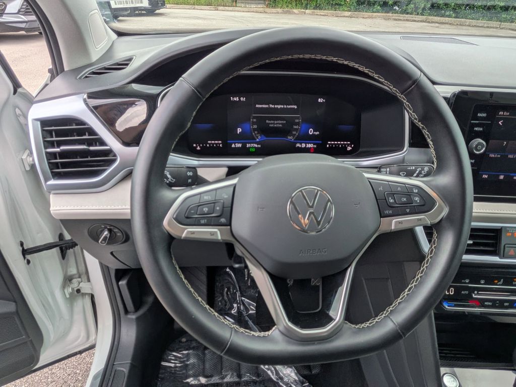 Thumbnail: 2025 Volkswagen Taos - 21