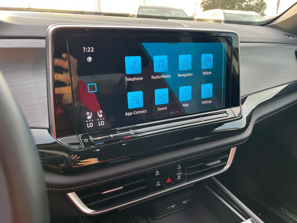 Thumbnail: 2025 Volkswagen Atlas - 18