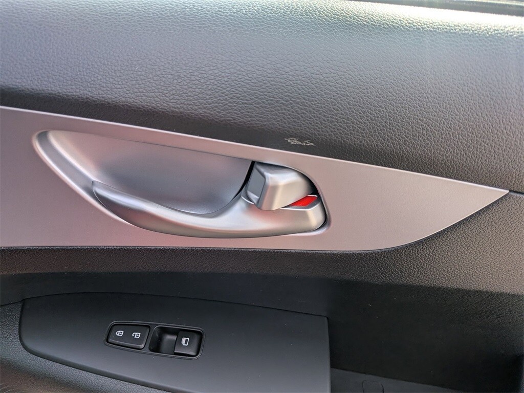 Thumbnail: 2024 Kia Forte - 29