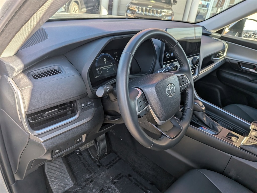 Thumbnail: 2025 Toyota Grand Highlander - 15