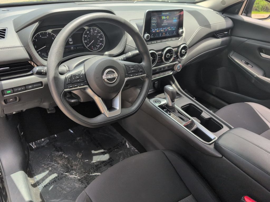 Thumbnail: 2025 Nissan Sentra - 15
