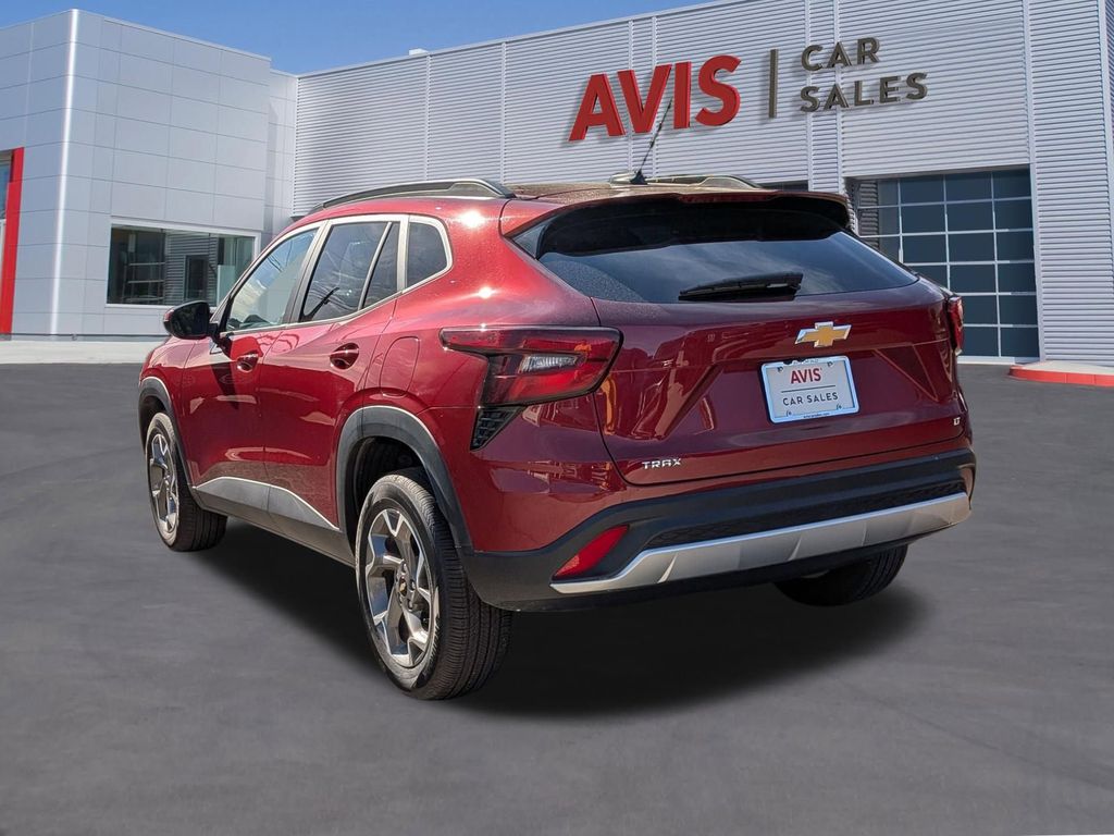 Thumbnail: 2025 Chevrolet Trax - 9