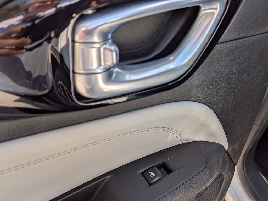 Thumbnail: 2025 Jeep Compass - 26