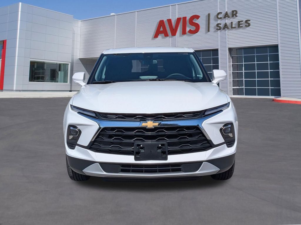 Thumbnail: 2025 Chevrolet Blazer - 2