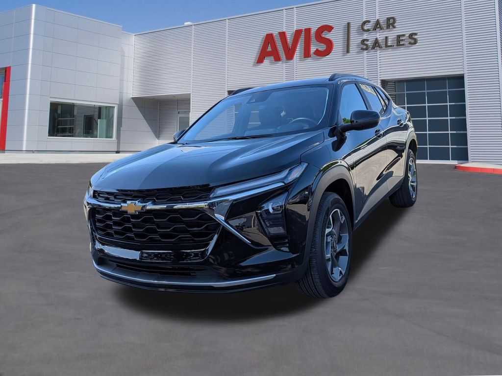 Thumbnail: 2025 Chevrolet Trax - 33