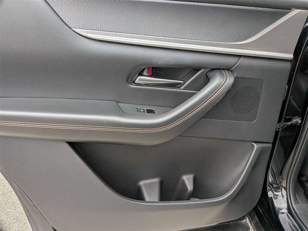 Thumbnail: 2025 Mazda CX-70 - 27