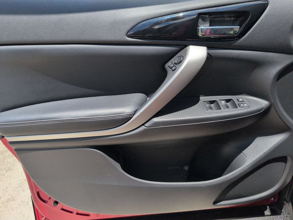 Thumbnail: 2025 Mitsubishi Eclipse Cross - 11
