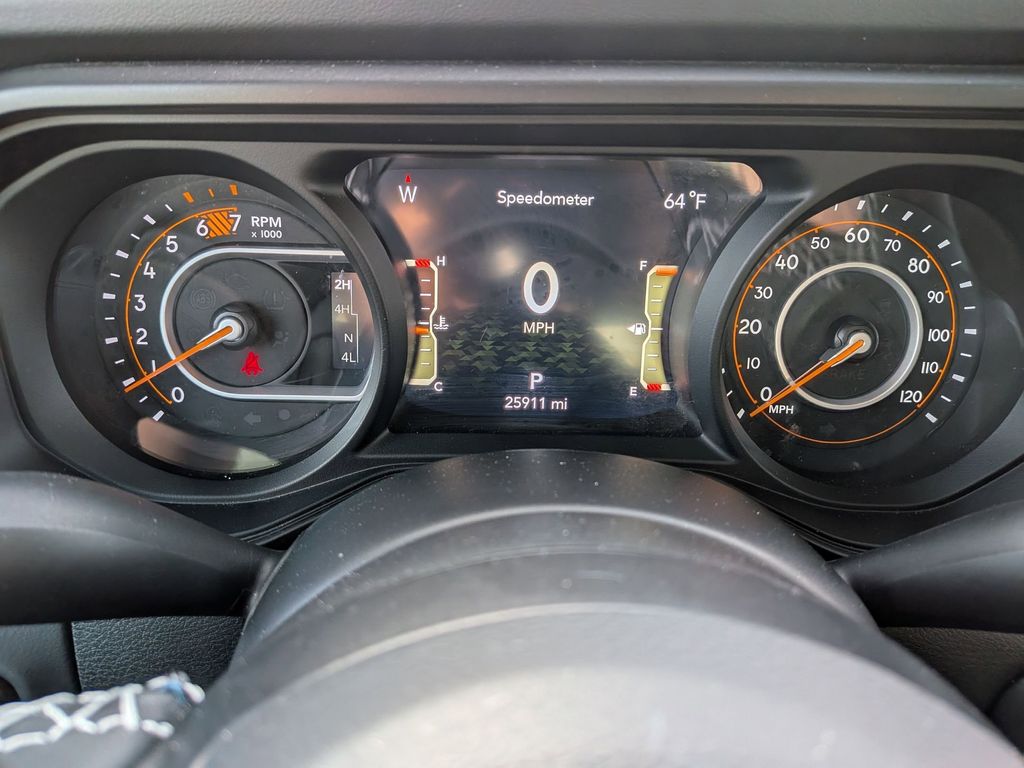 Thumbnail: 2025 Jeep Wrangler - 15