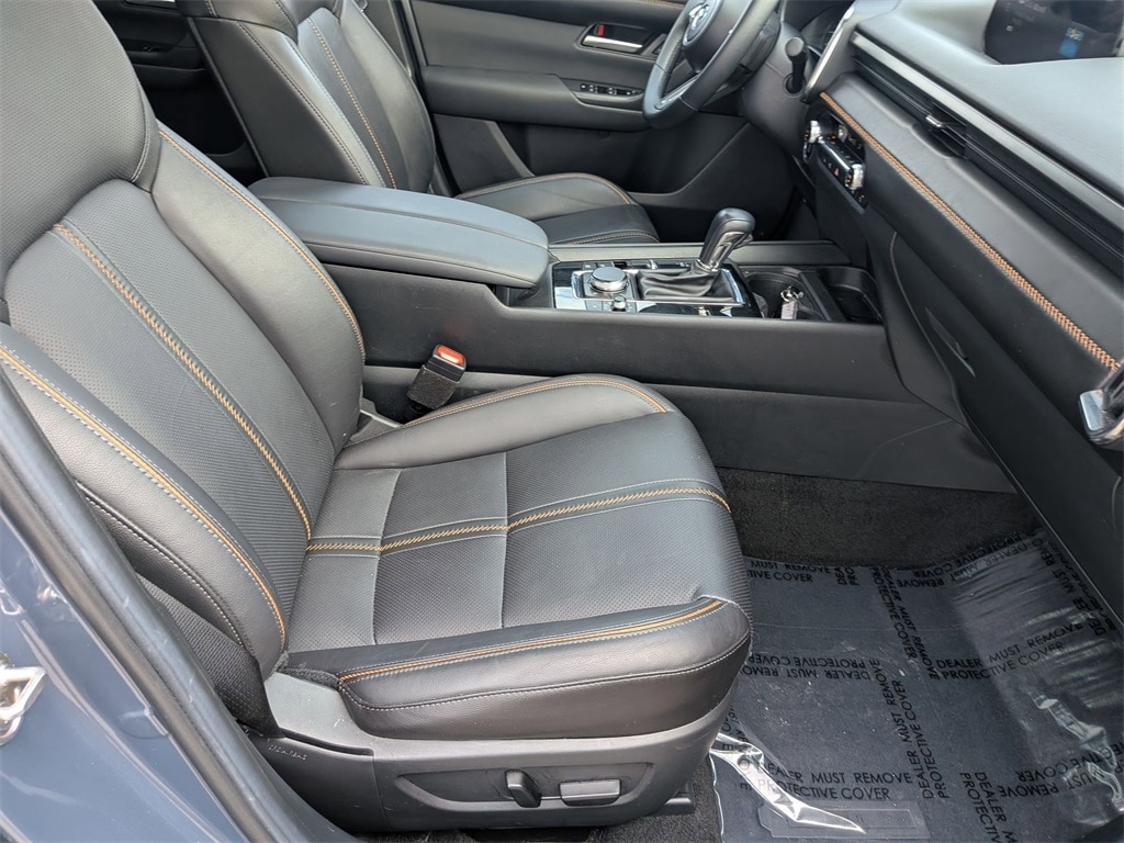 Thumbnail: 2025 Mazda CX-50 - 30