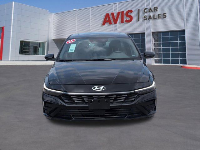Thumbnail: 2025 Hyundai Elantra - 2
