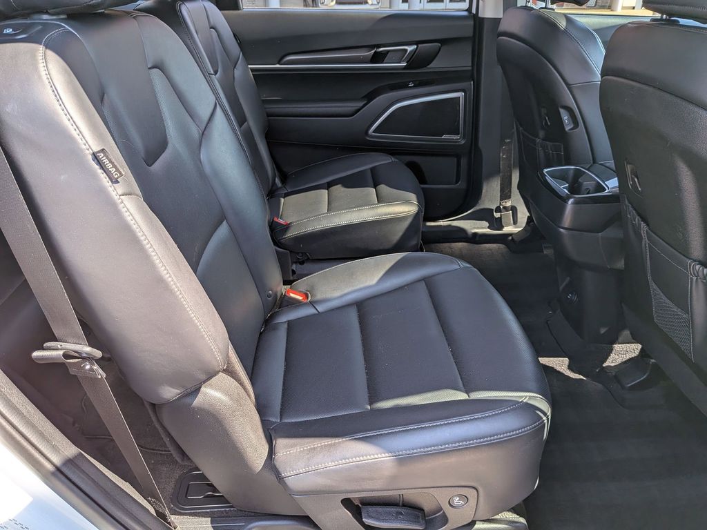 Thumbnail: 2025 Kia Telluride - 32